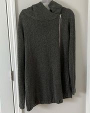 Sweater in size L/XL