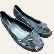 Women’s Via Spiga Black Leather Flat Loafers Size  8.5