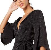 Finders Keepers Black Heatwave wrap Top sz S