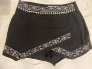 Kendall & Kylie Boho Shorts/skirt