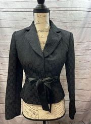 Tahari 2p black jacket with black tie around waist (2117)