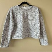 ✨ Pink Rose Women’s Gray Leopard Print Crewneck Medium