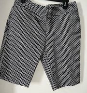 Worthington women’s Modern fit stretchy shorts Sz 8