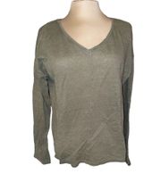 Tahari blouse 100% linen long sleeve V-neckline size small