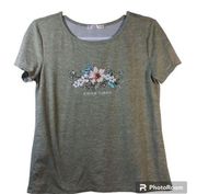 Rose + Vine Green Heathered Casual Tee Floral Print Good Vibes Size M