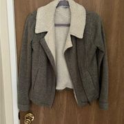 O'Neill Sherpa lined gray zip up jacket