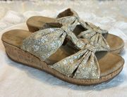 Easy Street Floral Slip On Sandals Women’s Size 6.5 Cork Low Platform Neutral