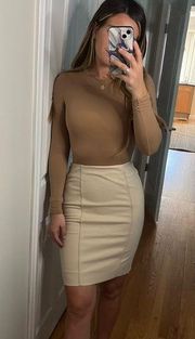 NWT White House Black Market nude high waisted perfect form pencil skirt!