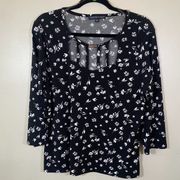 Adrienne Vittadini Black and White Floral Blouse