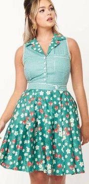 NWT Unique Vintage Green Strawberry Floral Print Collins Wrap Swing Skirt Small