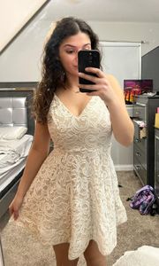 Lace flow Dress