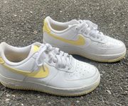 White and yellow  air forces