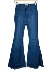 Judy Blue High Rise Flared Jeans Size 26/3