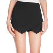 Envelope Skort In Black