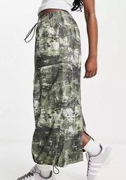 Design Camo Cargo Midi Skirt