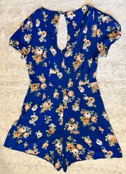 Floral print Romper in Size Medium 