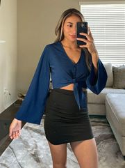 Forever 21 Blue longsleeve button down crop top