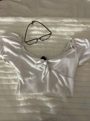 white sleeves crop top