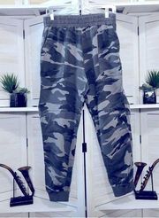 NWOT Splendid army camuflaje high rise jogger pants Sz S