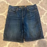 Seven7 denim Bermuda shorts size 16 dark wash