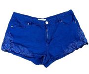 Love Tree Los Angeles Low Rise Short Women’s Blue Crochet Lace Eyelet L 30” Boho