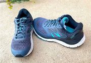 840v4 Women's Size 8.5 Running Shoes