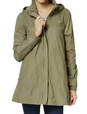 Women’s Green Water Resistant Rain Jacket