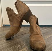 Rock & Candy by Zigi Marley suede tan ankle boots women’s 6.5