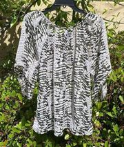 Anthropolgie Sunday in Brooklyn Black & Gray Abstract Print Blouse. Medium. EUC!