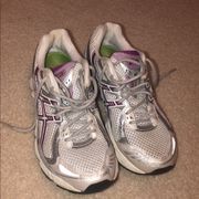 ASICS *BARELY WORN*