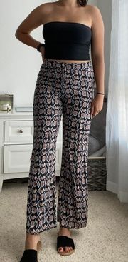 patterned pants