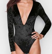 NWT Victoria’s Secret Sexy Velvet Bodysuit Thong Long Sleeve Scoop V-Neck Cutout