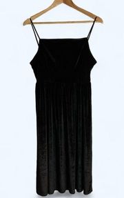 Carly Jean black velvet strappy cutout full length evening dress size Medium