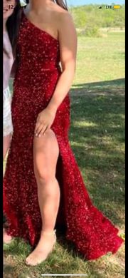 red  prom dress