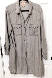 Philosophy Gray Button Down Tunic