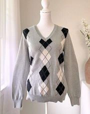 Izod Golf V-Neck Argyle Sweater