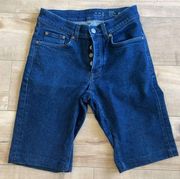 COS Mid Rise Skinny Fit Tapered Leg Bermuda Shorts Sz 28