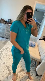 Med Couture Teal Scrub Set