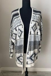 Aeropostale Black/Whtie Oversized Cardigan Size Extra Small