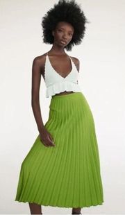 NWT  ZARA Pleated Green Midi Skirt Bloggers Fav XS