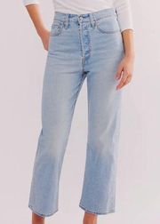 Levi’s Ribcage Straight Ankle Jeans