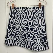 GRETCHEN SCOTT Navy and white printed skort size extra small