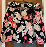 Notations Women Black/Red/Creme/White Floral Short A-line Flare Skirt -20W