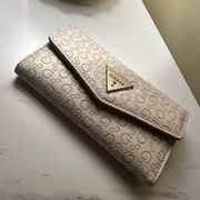 Guess wallet