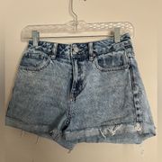 Pac Sun mom short 25​