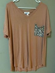 Zenana Women’s Soft Mocha Brown V-Neck Top With Animal Print Pocket NWT 2X