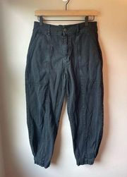 Garage black denim joggers with pockets in the front and back size Medium