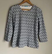 J McLaughlin smooth printed 3/4 sleeve blouse