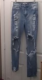 Juniors' vibrant MiU Distressed Jeans (3/W25)