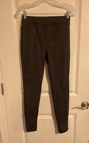dress leggings/pants on size XS. Never worn before but has no tags